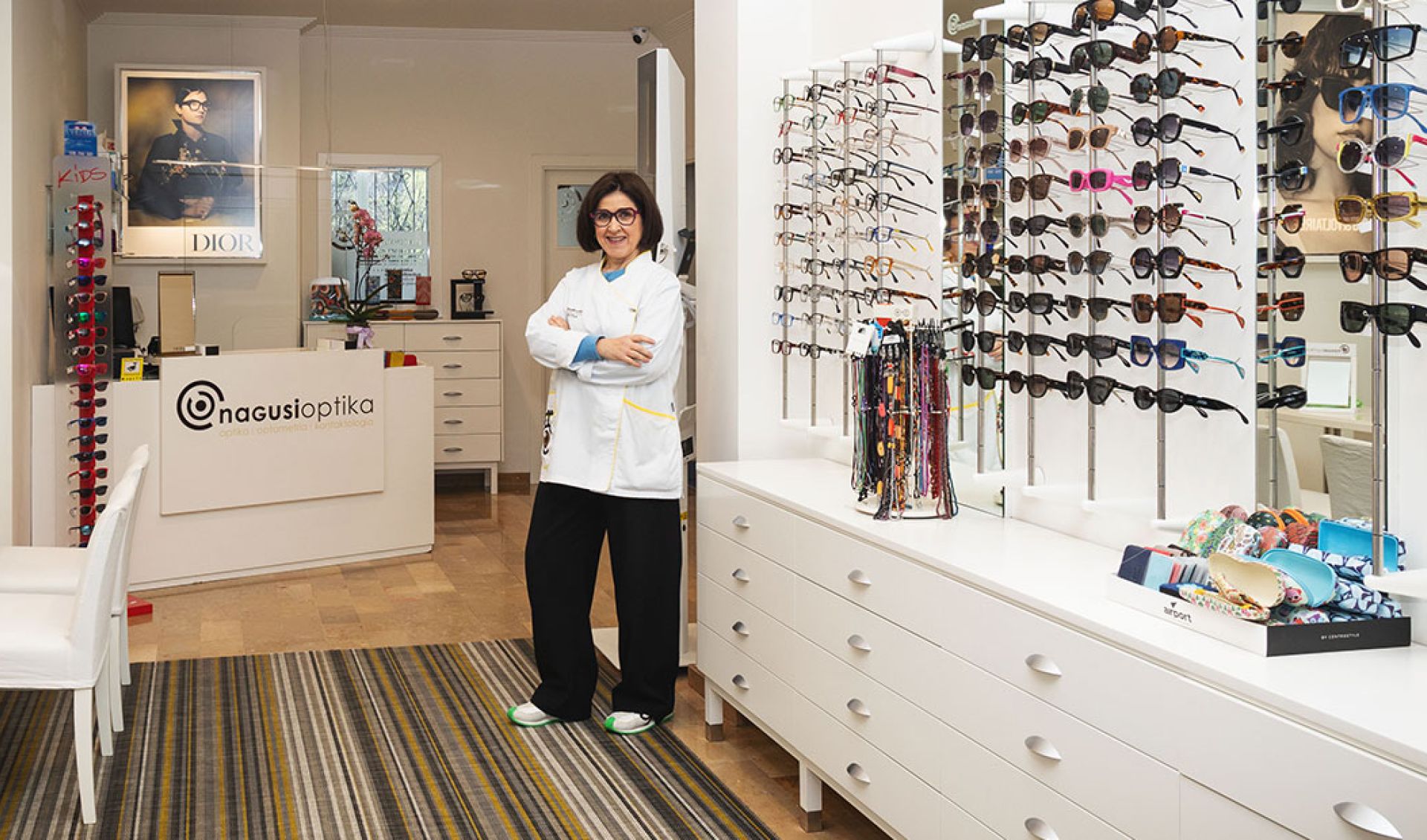 NAGUSI OPTIKA